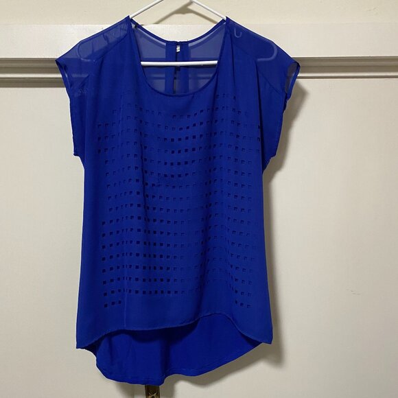 Beautiful short sheer sleeve, royal blue, lined, open design blouse, size M - Picture 1 of 9
